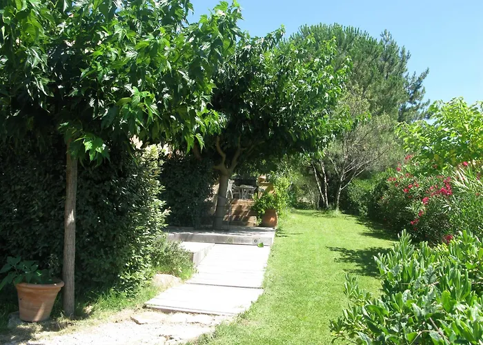 L\'Oustaou B&B Piscine & Spa