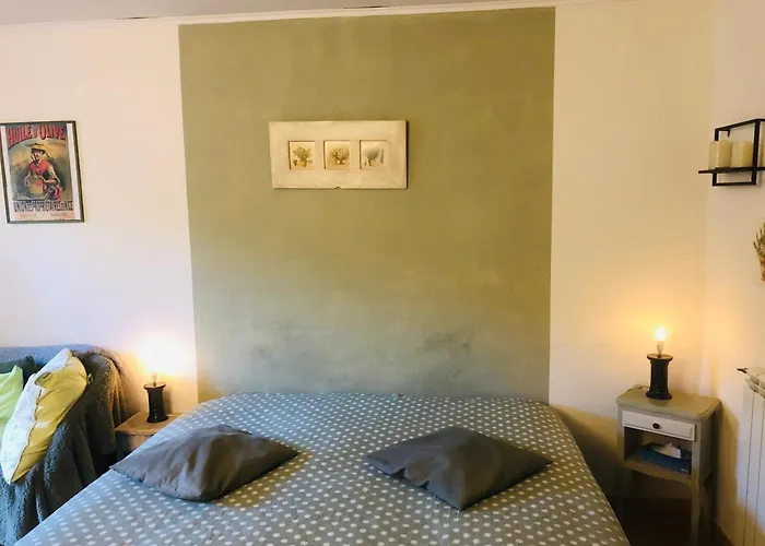 L\'Oustaou B&B Piscine & Spa