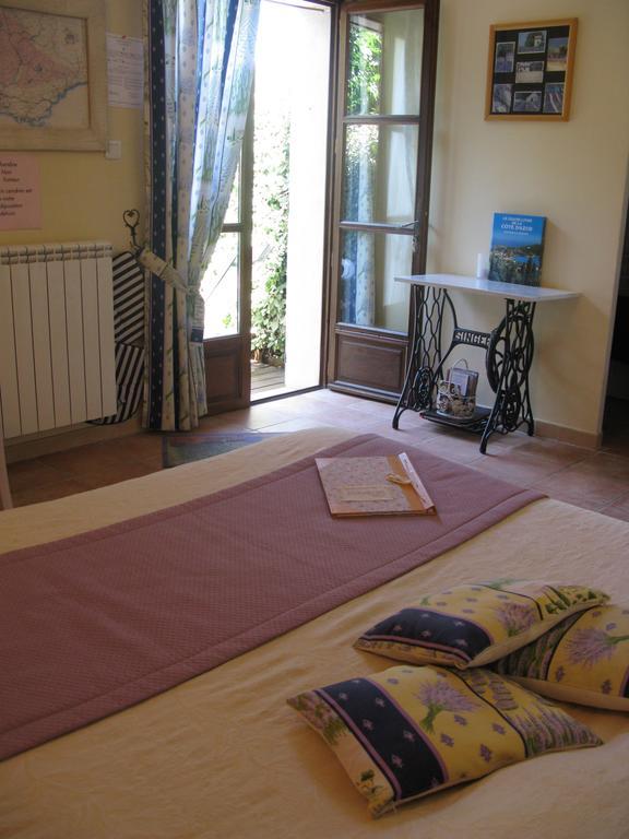 Bed and breakfast L'oustaou Piscine &