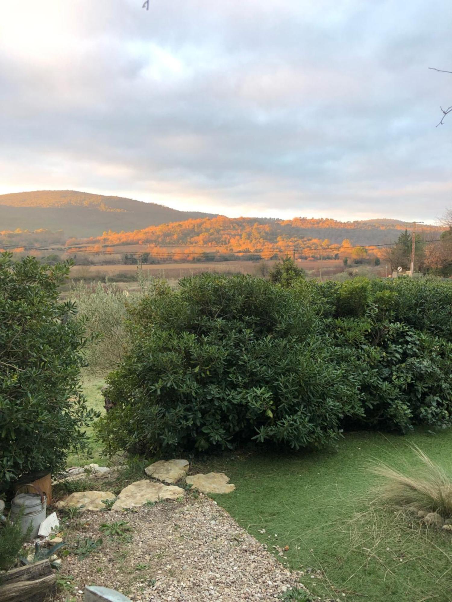Bed and breakfast L'oustaou Piscine & Besse-sur-Issole